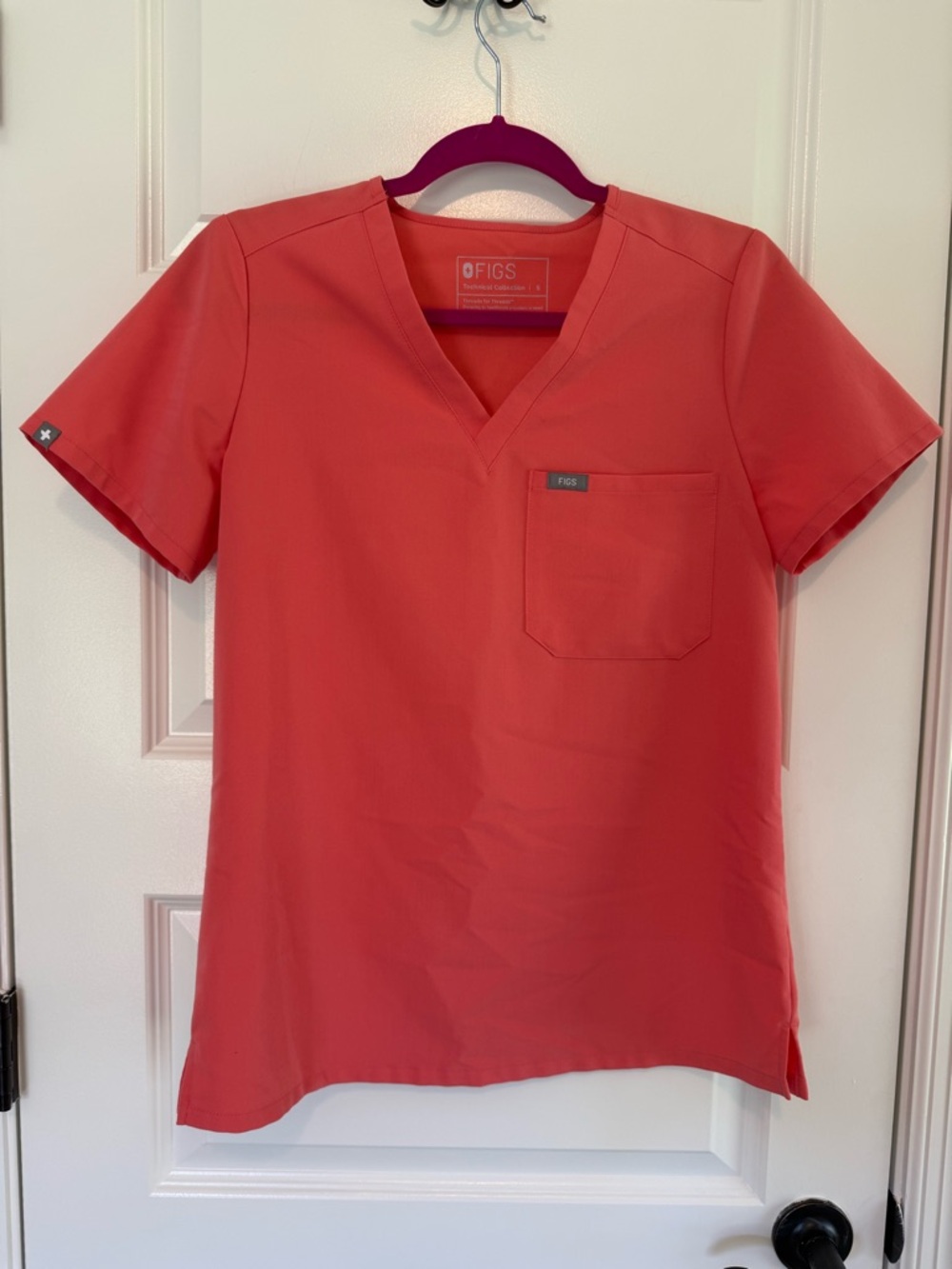Figs Coral V-Neck Scrub Top